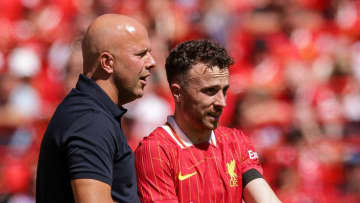 事故死の28歳代表FWへ…クラブ監督が悲痛な声明「優勝と結婚を祝ったばかり…」