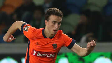 事故死した28歳代表FWは「勉強なしで全科目A判定」「高いスパイクも欲しがらない」謙虚な天才少年だった