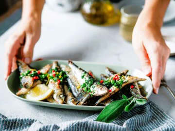 魚離れ、なぜ？20年で消費量が半減した〈意外な理由〉と、プロ直伝の美味しい解決策！