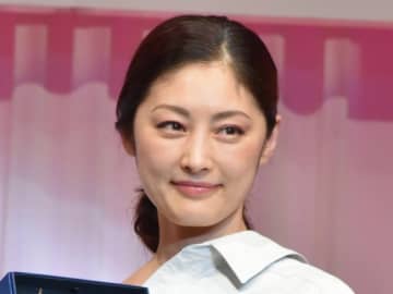 常盤貴子、変わらぬ美しさにファン感嘆「大人かわいい」「すごく綺麗」