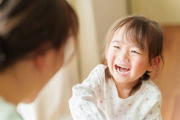 子どもの『パパ・ママ』呼びは何歳まで？お父さん・お母さんと呼ばせる必要はある？