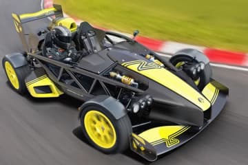 超軽量スポーツカーのAriel、F1風エアロ纏った25台限定の「Atom 4RR」発表。ホンダ製525馬力エンジン搭載