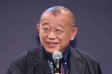 「歴史に残るとばっちり」鶴瓶　スシローCM契約終了の裏で見せていた“怒り”と“意味深投稿”