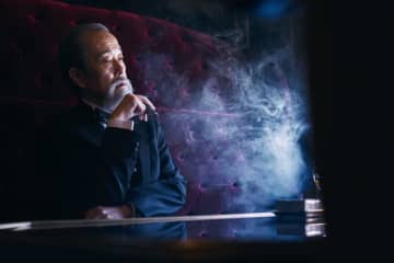 「ご一緒できて光栄」アン・ジュングン役のヒョンビン＆伊藤博文役のリリー・フランキーが対談『ハルビン』特別映像