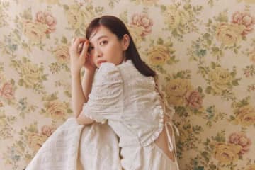 宮田聡子が魅せる♡COCO DEALの秋カタログ「Heritage Allure」