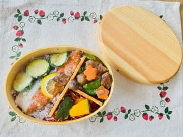 夏バテ防止「たっぷりスタミナ弁当」