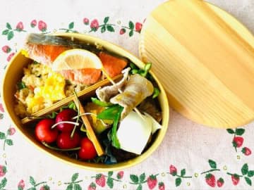 元気が出る！甘辛ピビンパ風まぜご飯弁当