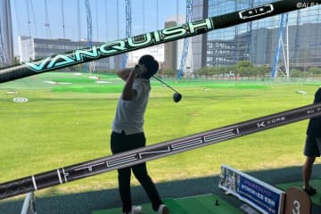 三菱ケミカルの新作シャフト2種を試打！　軽量中調子も重量元調子も甲乙つけがたい……【HS45ｍ/sの編集部員の独断と偏見】
