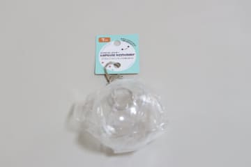 セリアのコレすごい！買ったときのわくわくをそのまま持ち歩ける♡カプセル型のキーホルダー