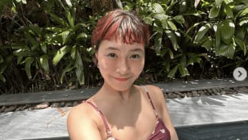 「絶対次は豊と来たい」村上佳菜子、“へそ出し”ビキニ姿で弾丸ベトナム旅行を満喫