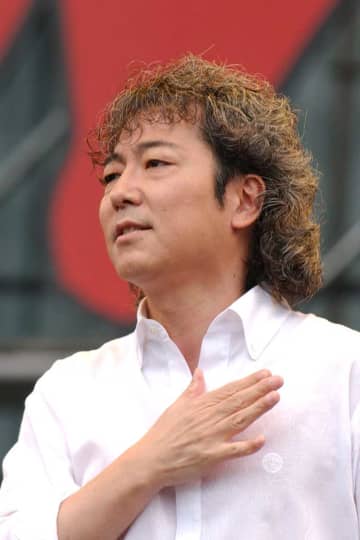 69歳になった佐野元春「ほぼ毎日泳いでる」　最新姿が反響拡大「本物？ってなった」「ビックリ」