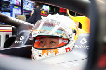 角田裕毅が12番手でQ2敗退...0.115秒及ばず。僚友フェルスタッペンがマクラーレン勢抑え、ポール獲得！【F1イギリスGP／予選】