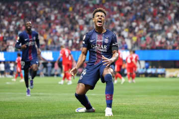 PSG、ドゥエ＆デンベレ弾でバイエルン撃破！　2人の退場者を出しながらクラブW杯4強入り