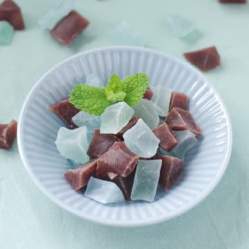 メディアで話題の「魔法の琥珀糖」からチョコミント味の琥珀糖が再登場！