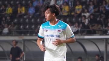 DF井上太聖の順天堂大同期対決2連戦！J2サガン鳥栖の大卒ルーキーが「誰よりも活躍したい」と九州ダービーの勝利を誓う