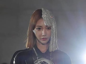 明日花キララ、韓国アイドルへの“売春行為”全面否定「法的措置を検討」と事務所けん制