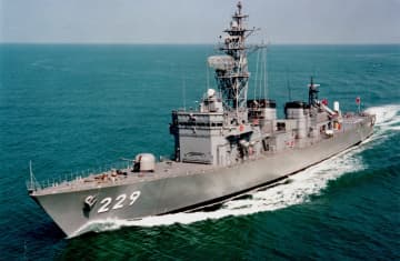 中古護衛艦、フィリピン輸出検討　中国念頭、連携拡大へ
