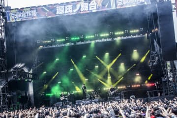 【速レポ】＜京都大作戦2025＞SiM、轟音と爆笑で「今日はすべてを踏み潰して駆逐してやるぜ」