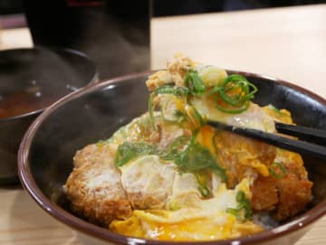 関西で大人気の「かつ丼チェーン」が関東初上陸！“ボリューム満点＆リーズナブル”なかつ丼の実力を実食レビュー