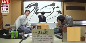 「これから面白くなっていく」藤井聡太王位VS永瀬拓矢九段 注目の指し直し局は互角のまま激戦へ突入！／将棋・王位戦第1局