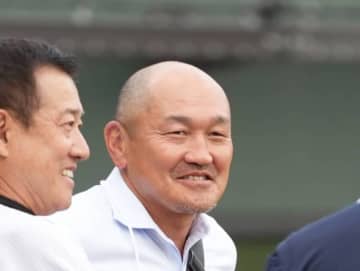 異常事態！J3高知・秋田監督に選手8割が「解任署名」。脳振とう放置など事案噴出