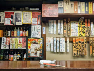 秋田『ちゃわん屋』で自分なりの“秋田ふる里セット”を構築。今夜も、酒場が呼んでいる