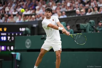 アルカラス、世界14位ルブレフに逆転勝ちし8強。5月からマッチ22連勝で3連覇へ前進[ウィンブルドン]