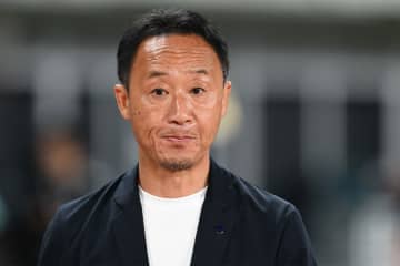 黒田監督が教え子と再会「笑顔で嬉しそう」　中学からの師弟関係…2人の握手が「めちゃくちゃエモい」