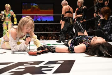 【スターダム】なつぽいが上谷沙弥に直接勝利でワールド王座獲り宣言！「私がこのベルト、必ずアンタから奪う」