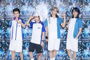 ミュージカル『テニスの王子様』4thシーズン  全国大会 青学(せいがく)vs氷帝の東京公演が開幕