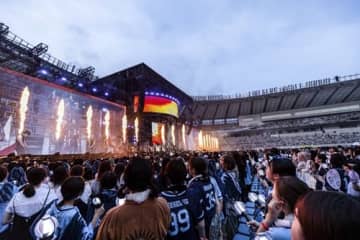 ENHYPEN、“日本デビュー4周年”を祝う感動ステージ！初の日本スタジアムツアーが開幕【PHOTOレポート】