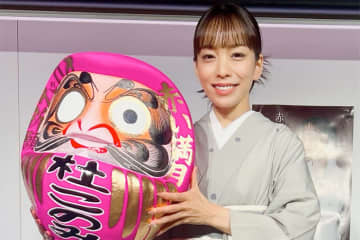 杜このみ、新曲『赤い満月』が7月2日にUSEN演歌チャートで1位獲得！　誕生日に飛躍を誓う