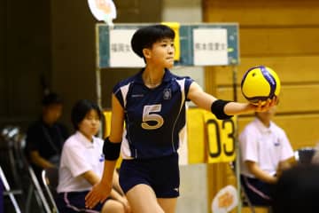 福岡女学院高 佐々木美紗惠が3年目につかんだレギュラーの座。「最高なんです。千尋のトスを打てるだけで」と涙する、セッターとの絆