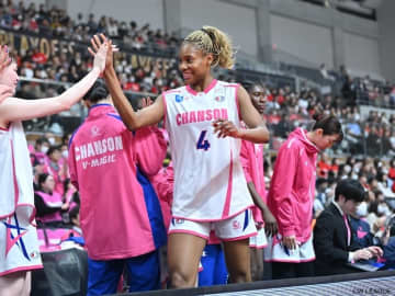 京都精華学園出身のイゾジェ ウチェが米大学へ「将来的にはWNBA選手も目指して努力していきます」