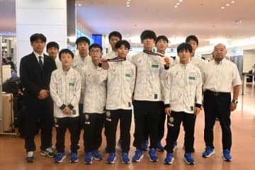 ＜レスリング＞U15アジア選手権（キルギス）出場の男子グレコローマン・チームが帰国