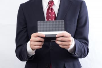 年収1100万円の“子ども部屋おじさん”が「独身税はもっと増やしていい」と持論　そのワケは……