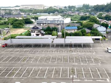 龍ケ崎市、駐車場に太陽光発電設備　脱炭素へ導入　PPAで設置　茨城