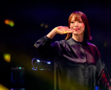 古内東子、今年2度目のビルボードライブツアー開催　ホーン隊を迎えたバンドセットでのライブに