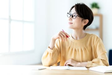 女性におすすめ！就・転職から暮らしまで幅広いシーンに役立つ資格10選を紹介