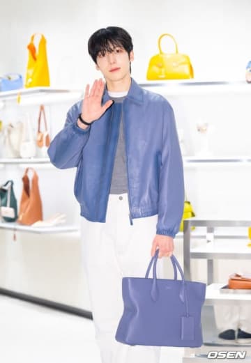 【PHOTO】ATEEZのYUNHO＆THE BOYZ ヨンフン＆Girl's Day ヘリ「フェラガモ」のイベントに出席