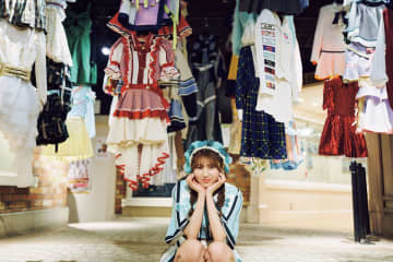 ＳＫＥ４８菅原茉椰　２ｎｄ写真集のパネル展開催「わがままを聞いてもらいました！」