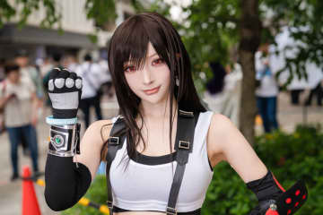 【コスプレ】『FF7』ティファがCGのような美しさ！引き締まったボディから繰り出すアクションポーズが似合う美女レイヤー【写真8枚】
