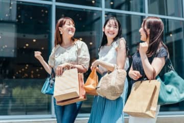 夏物をお得に手に入れよう！都内の「セール」情報＆賢く買い物するコツ