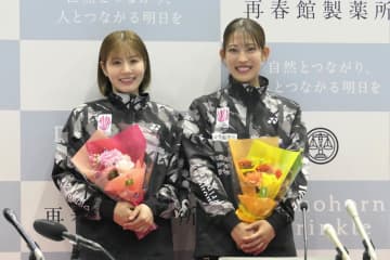 【バドミントン】〝シダマツ〟ペア解消！志田千陽＆松山奈未が会見で涙　最後は世界選手権