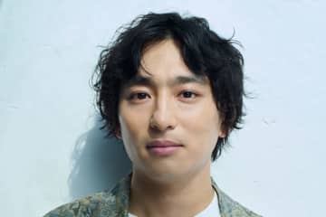 ミュージシャン・俳優　古舘佑太郎さんロングインタビュー。父から、大好きな野球のために大嫌いな勉強も頑張ってやらないとダメだと言われたのが効きました【最新号からちょっと見せ】
