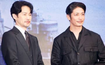竹野内豊＆玉木宏、初共演で褒め合い「鍛えられた体型、腹から響き渡る声が…」