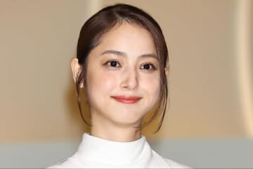 「多目的トイレ不倫」夫まだ許せない、佐々木希TV初激白　離婚弁護士「再構築後に離婚する妻もいます」