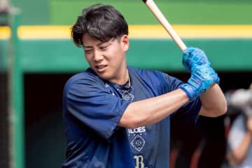 沖縄の夜空にオリックス・来田が放った豪快覚醒弾──プロ５年目、レギュラーへの扉をこじ開けろ！【オリ熱コラム2025】