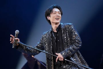 真田ナオキの最新曲『Nina』、7月9日“ナオキの日”にオリコン週間演歌・歌謡シングルランキング1位獲得！　シングル『一匹狼のブルーズ』9月発売決定＆お笑いコンビ・どぶろっくがカップリング曲書き下ろし