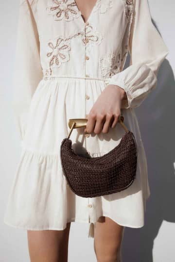 【ZARA】持つだけで気分上がる「編み込みバッグ」